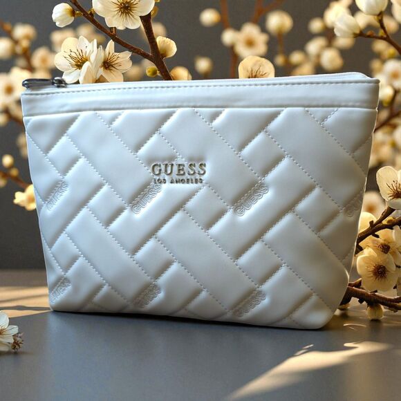 NWT Guess Kelce Travel Cosmetic Bag Cream Color Makeup Toiletry Pouch Organizer - Picture 4 of 11